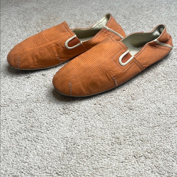 Old Navy Orange Slip-On Men's Shoes - Picture 5 of 5